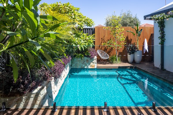 Mt Hawthorn Small Yard Transformation | Renovation & New Pool | Revell ...